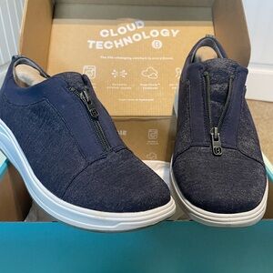Bzees Navy Blue Slip-On Shoes 9M